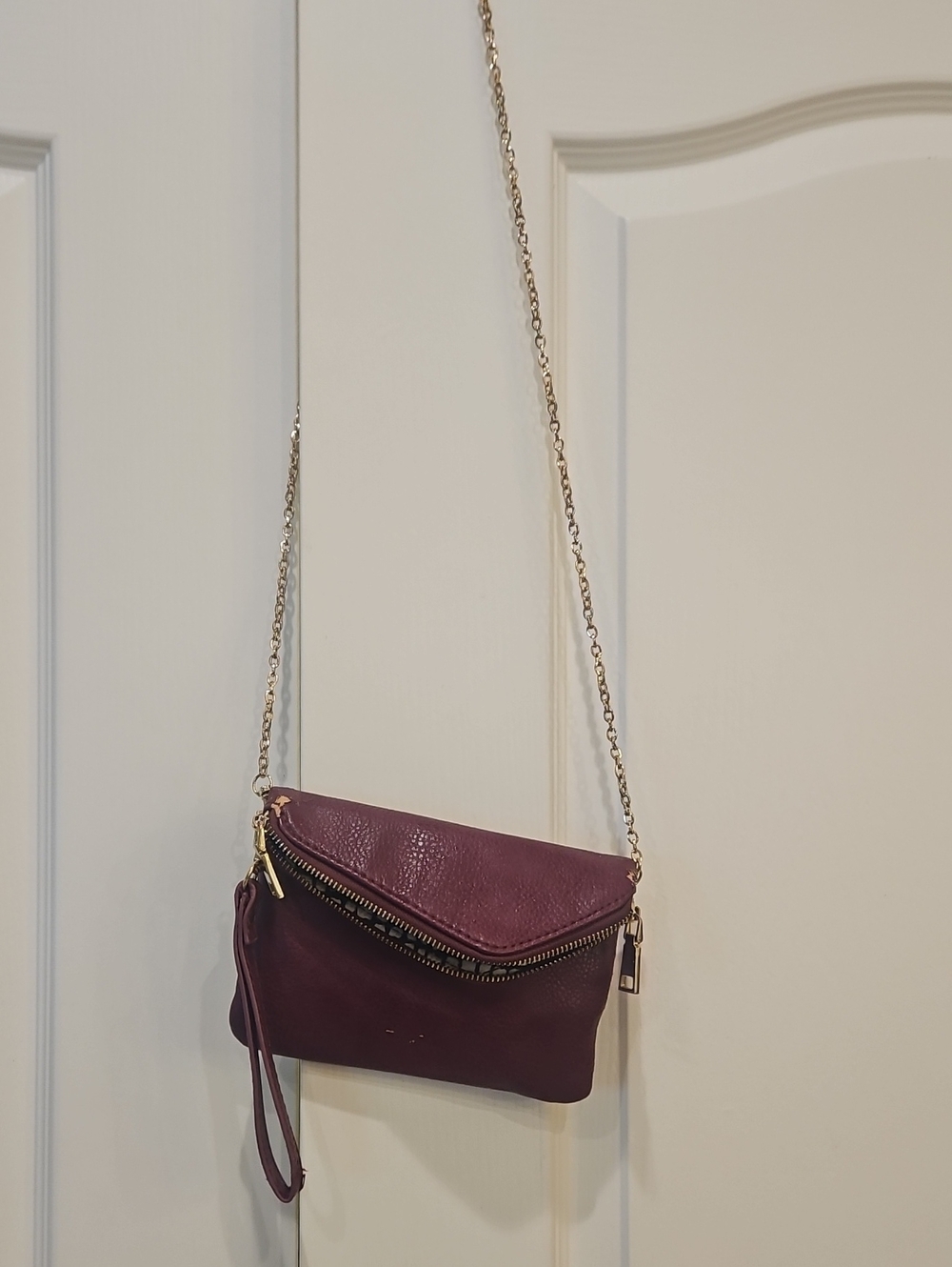 Women's Purple Leather Crossbody Clutch with Chain Strap